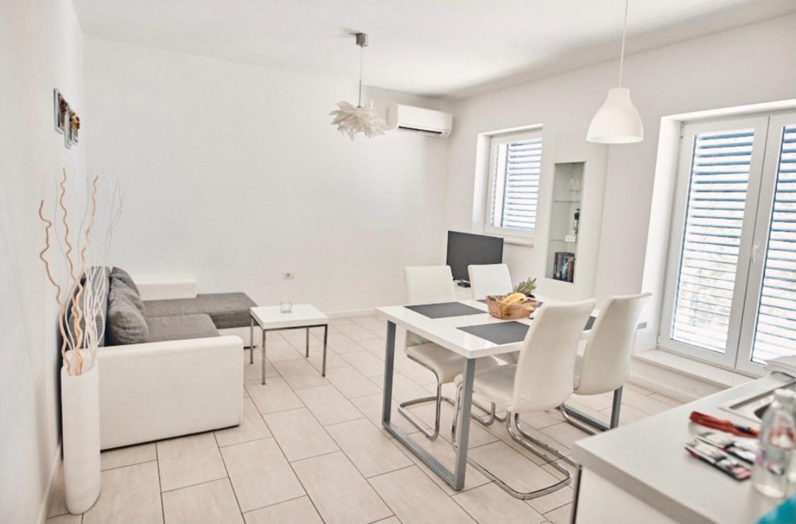 Apartments & Rooms Artemus Belveder Koper Exterior foto