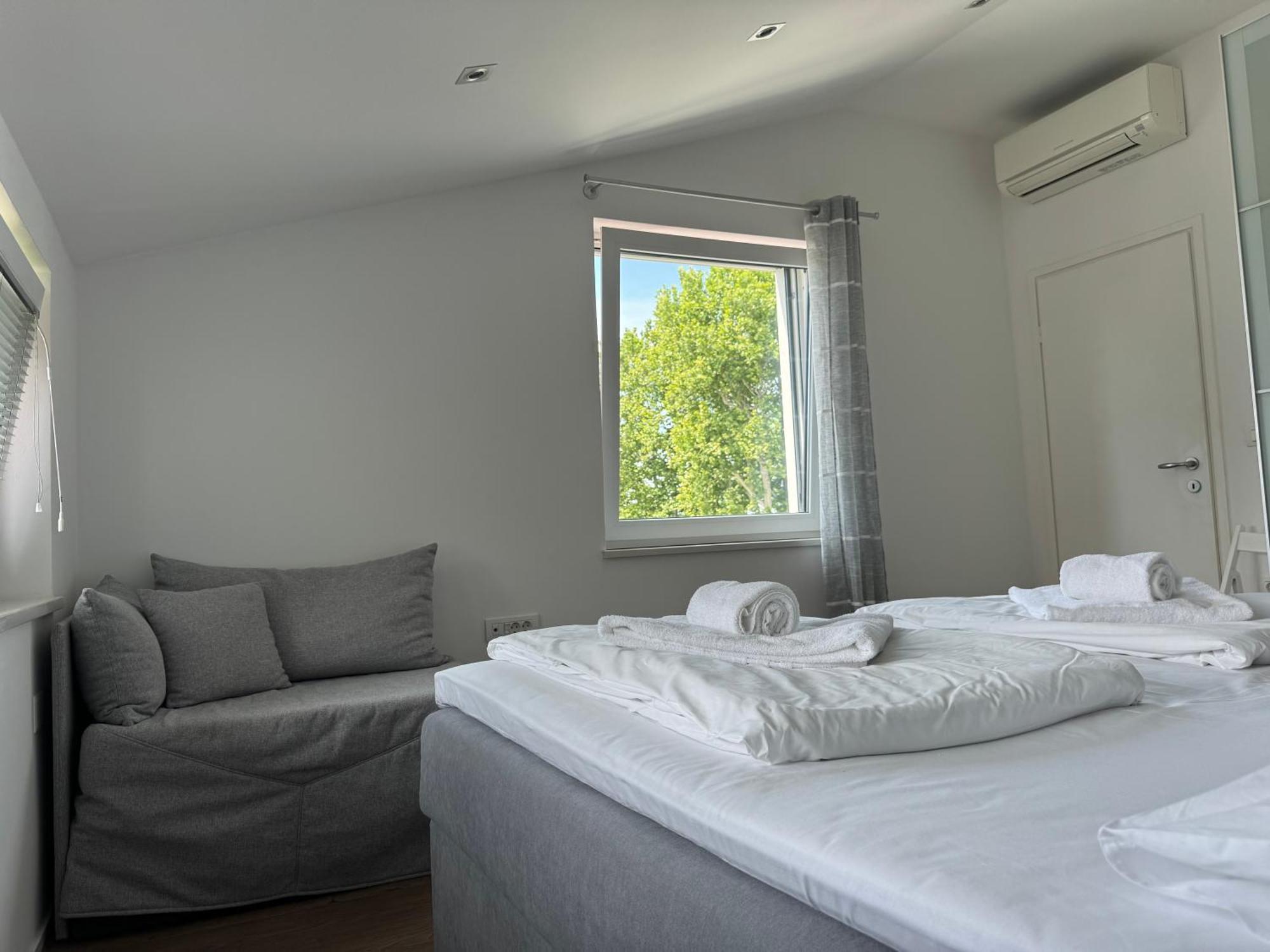Apartments & Rooms Artemus Belveder Koper Habitación foto